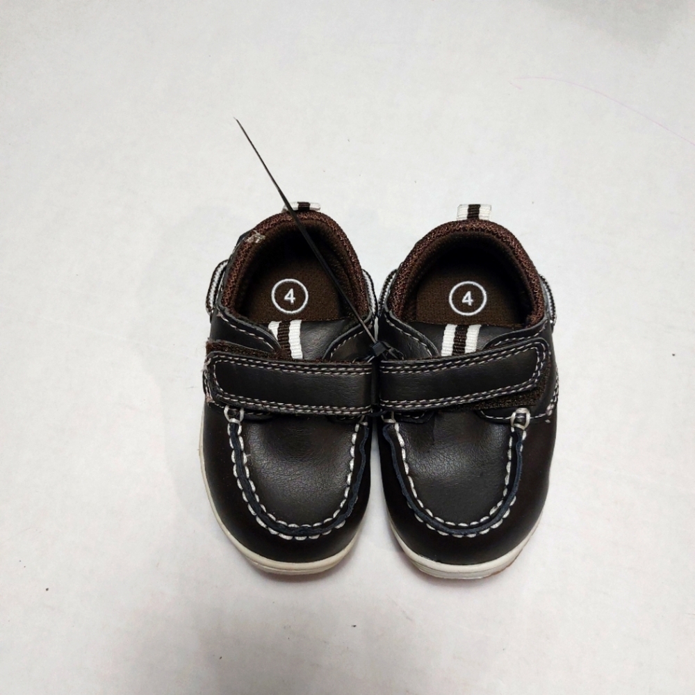 Oshkosh Baby Boy Leather Shoes Size 4